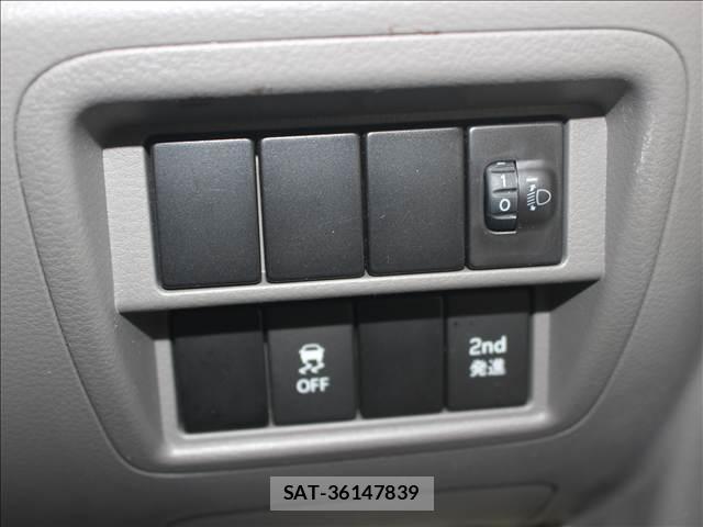 Nissan CLIPPER VAN 2022-05 8378963-13