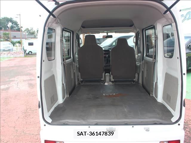 Nissan CLIPPER VAN 2022-05 8378963-3