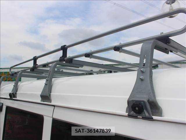 Nissan CLIPPER VAN 2022-05 8378963-9