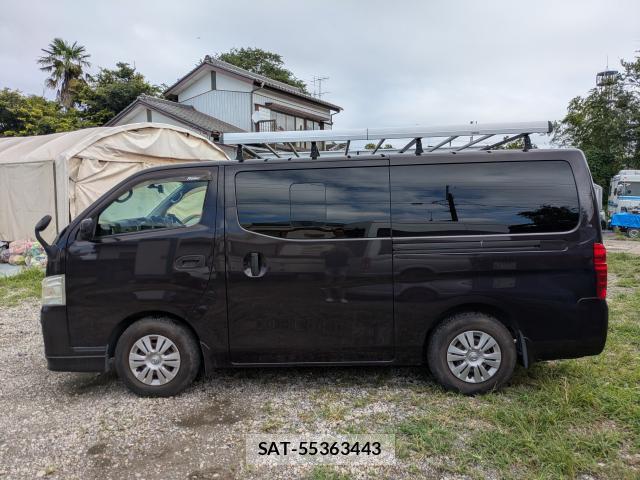 Nissan NV350 Caravan 2013-08 8378566-10