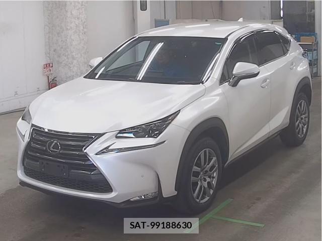 Lexus NX 2015-09 8379997-3