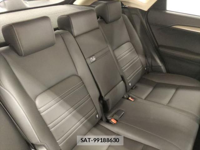 Lexus NX 2015-09 8379997-5