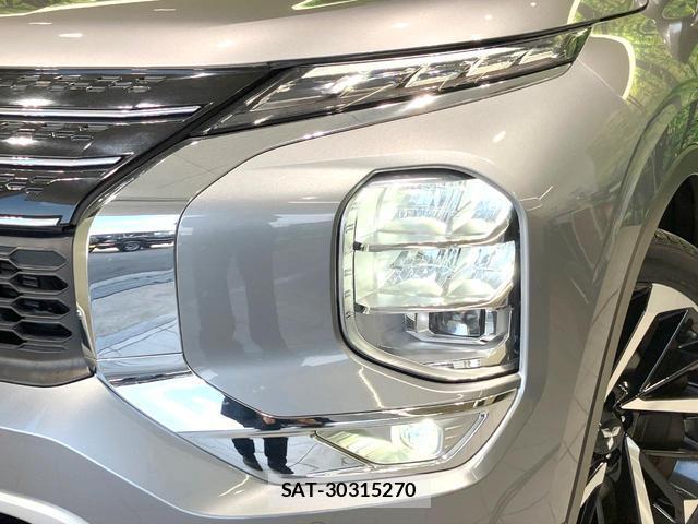 Mitsubishi OUTLANDER PHEV 2022-06 8378573-12