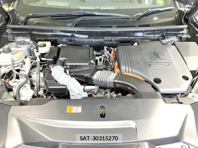 Mitsubishi OUTLANDER PHEV 2022-06 8378573-18