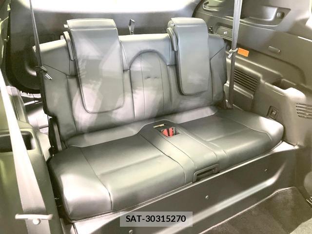 Mitsubishi OUTLANDER PHEV 2022-06 8378573-9