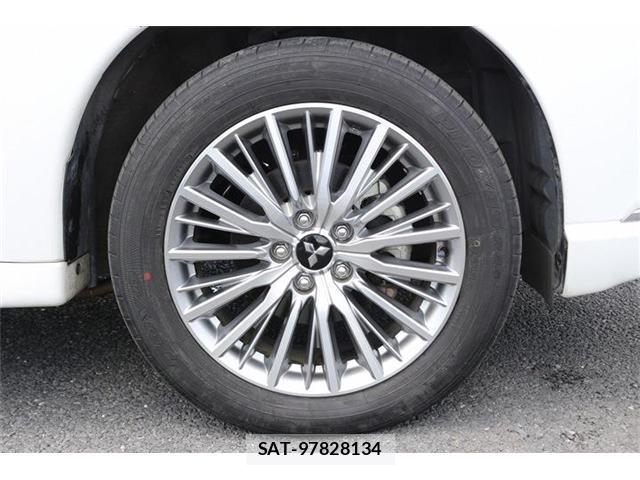 Mitsubishi OUTLANDER PHEV 2020-07 8378690-13