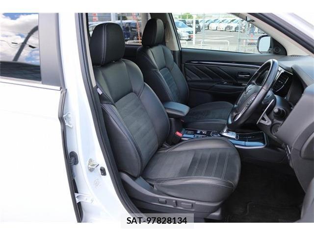 Mitsubishi OUTLANDER PHEV 2020-07 8378690-16