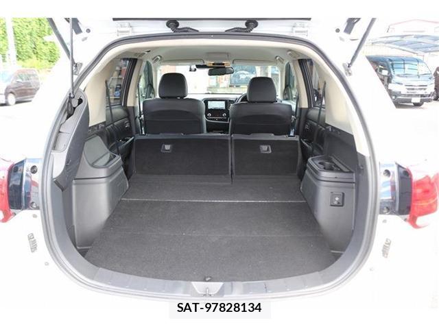 Mitsubishi OUTLANDER PHEV 2020-07 8378690-18