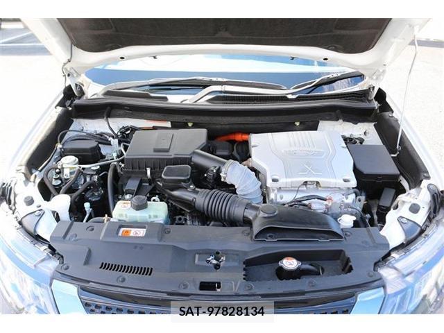 Mitsubishi OUTLANDER PHEV 2020-07 8378690-19