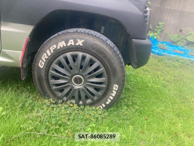 Mitsubishi PAJERO MINI 1995-01 8378957-3