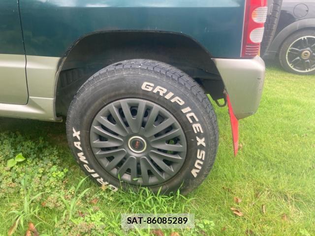 Mitsubishi PAJERO MINI 1995-01 8378957-5