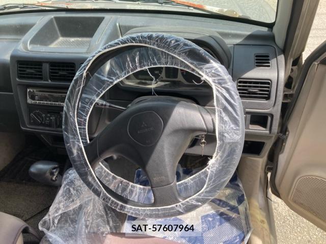 Mitsubishi PAJERO MINI 2003-12 8379012-7