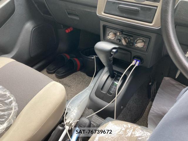 Mitsubishi PAJERO MINI 2007-08 8379357-17