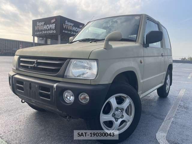 Mitsubishi PAJERO MINI 2000 8379607-2
