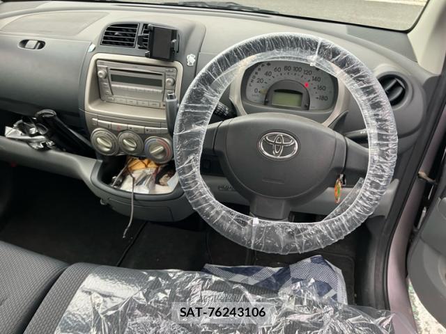 Toyota PASSO 2009-11 8380014-15