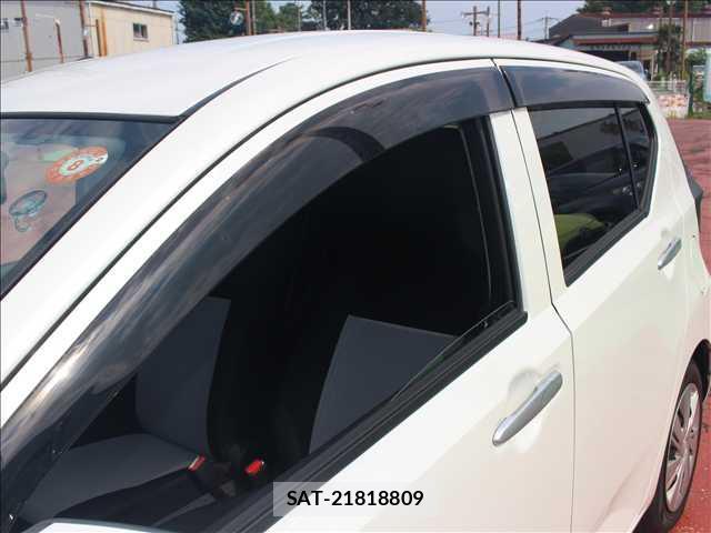 Toyota PIXIS EPOCH 2018-02 8378961-6