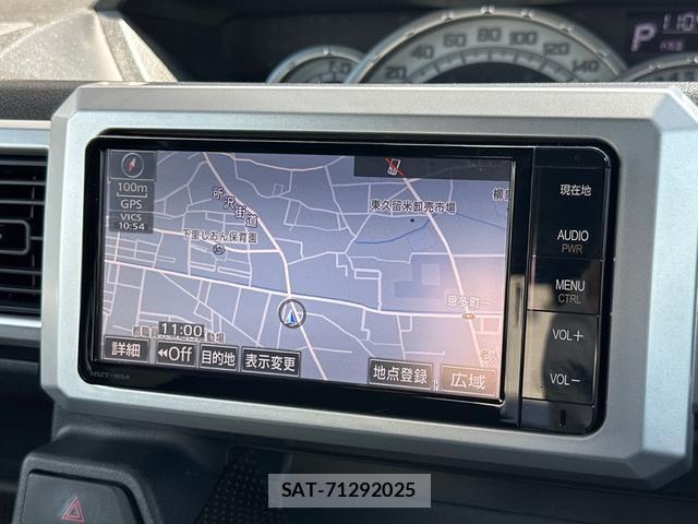Toyota Pixis Mega 2015-08 8379258-2