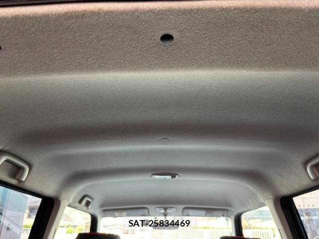 Toyota PIXIS SPACE 2014-01 8379602-13