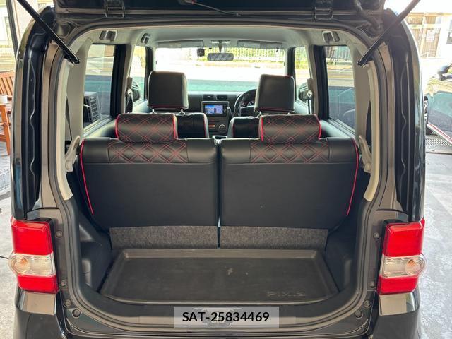Toyota PIXIS SPACE 2014-01 8379602-17