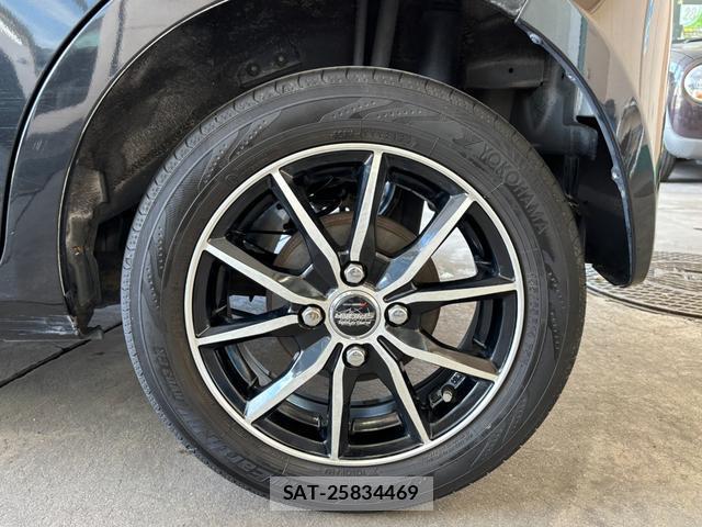 Toyota PIXIS SPACE 2014-01 8379602-19