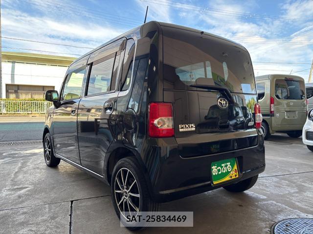 Toyota PIXIS SPACE 2014-01 8379602-8