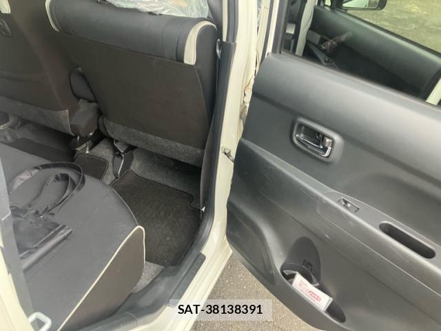 Toyota PIXIS SPACE 2012-10 8380015-17