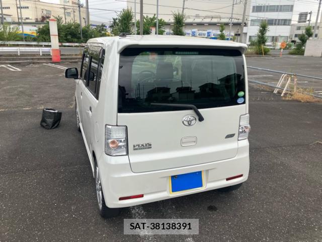 Toyota PIXIS SPACE 2012-10 8380015-4