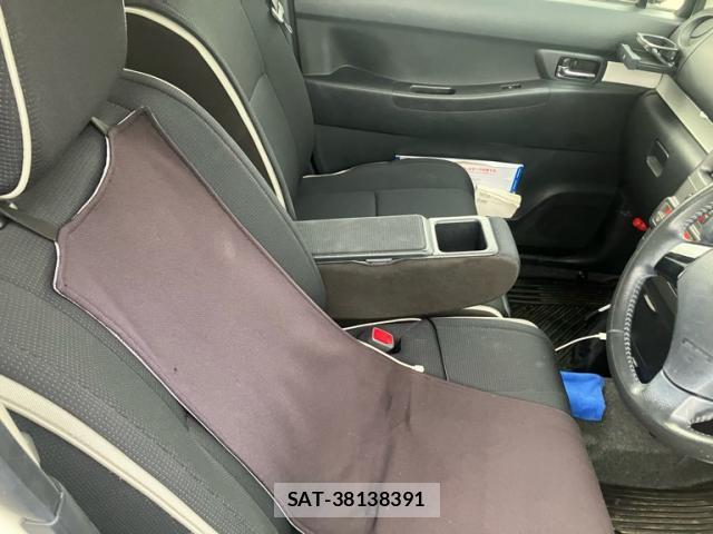 Toyota PIXIS SPACE 2012-10 8380015-6