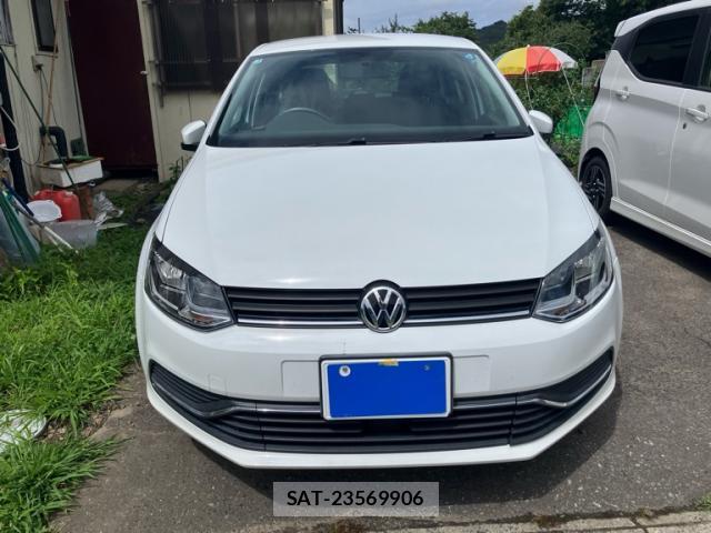 VolksWagen POLO 2014-12 8379040-1
