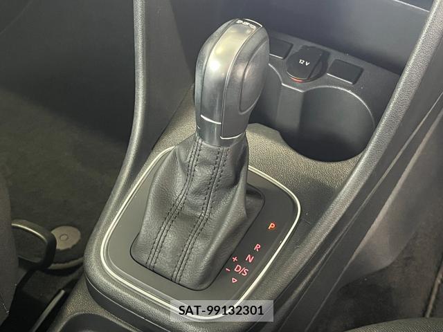 VolksWagen POLO 2016-08 8379173-15