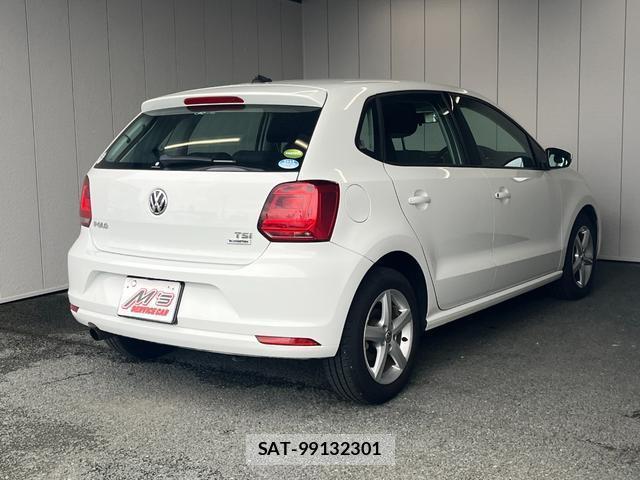 VolksWagen POLO 2016-08 8379173-2