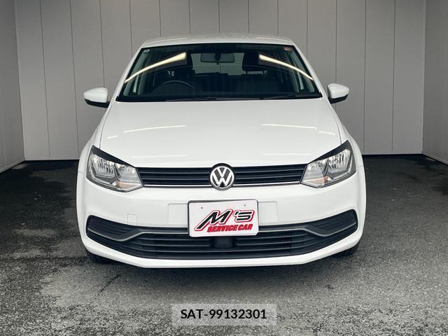 VolksWagen POLO 2016-08 8379173-4