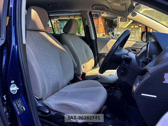 Mazda PREMACY 2013-09 8379311-2