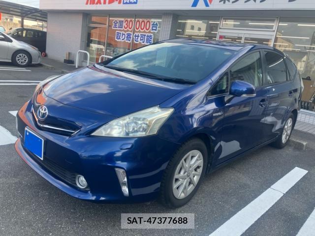 Toyota PRIUS ALPHA 2012-05 8378916-1