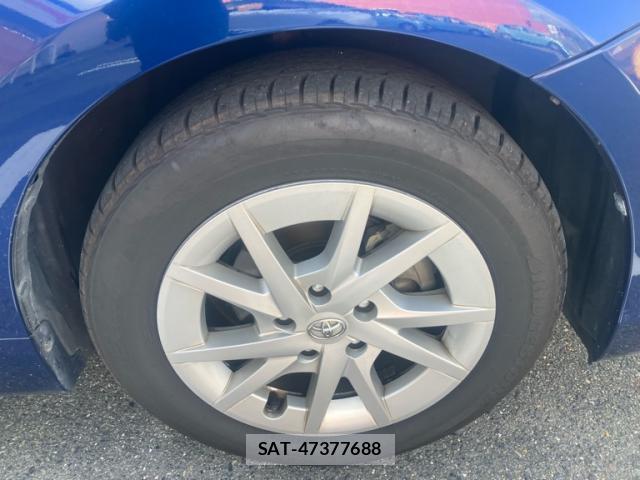 Toyota PRIUS ALPHA 2012-05 8378916-12