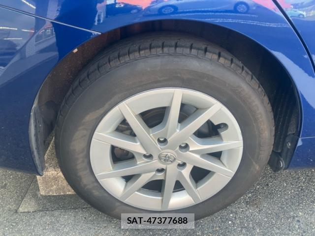 Toyota PRIUS ALPHA 2012-05 8378916-3