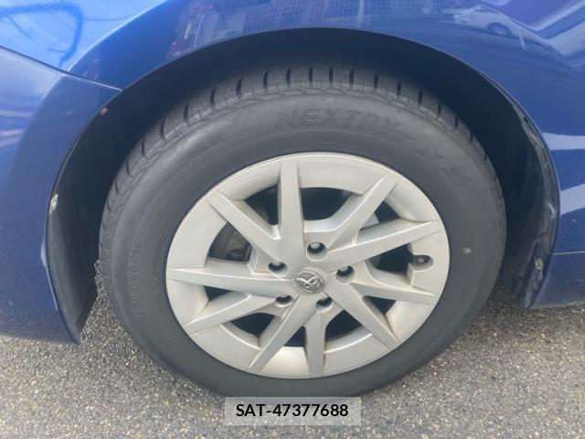 Toyota PRIUS ALPHA 2012-05 8378916-5