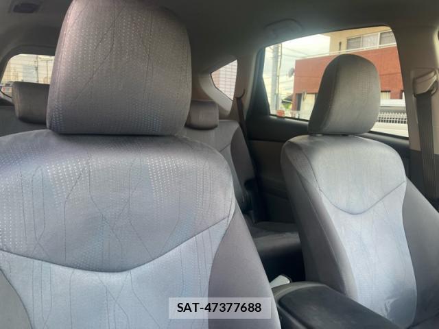 Toyota PRIUS ALPHA 2012-05 8378916-8