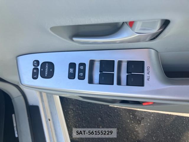 Toyota PRIUS ALPHA 2011-10 8378938-11