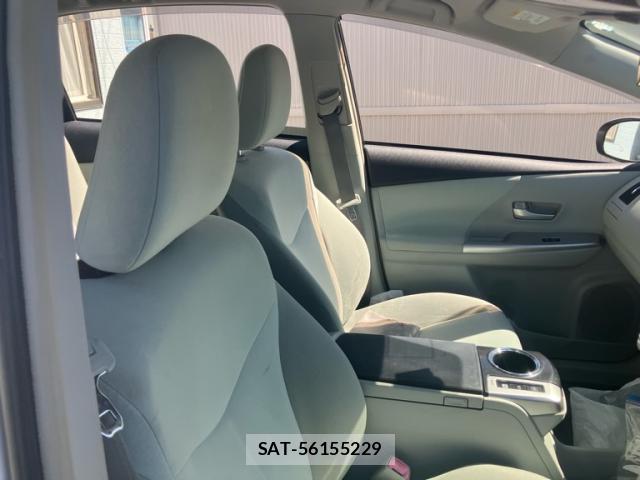 Toyota PRIUS ALPHA 2011-10 8378938-9