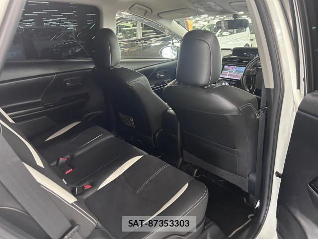 Toyota PRIUS ALPHA 2015-06 8379187-10