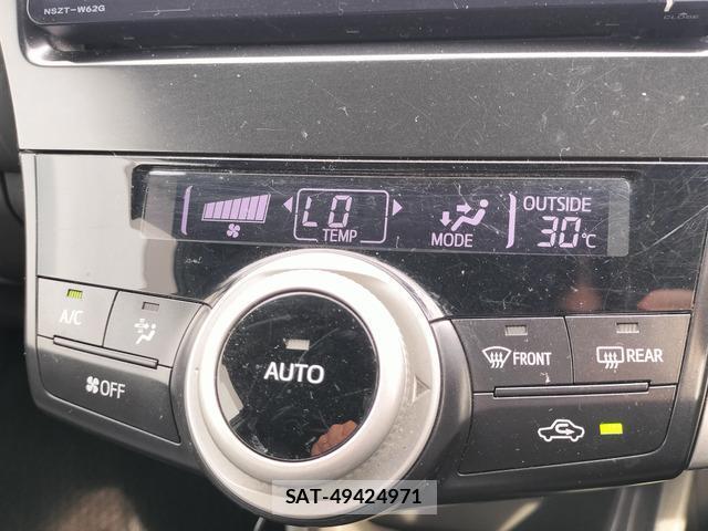 Toyota PRIUS ALPHA 2013-02 8379221-14