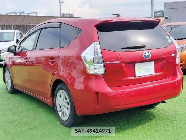 Toyota PRIUS ALPHA 2013-02 8379221-3