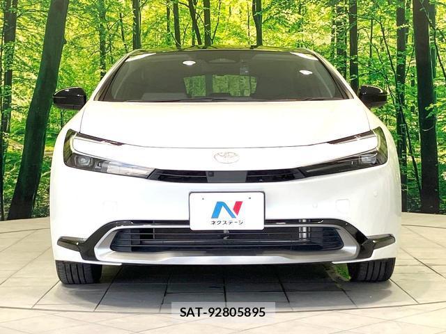 Toyota PRIUS 2023-03 8378575-13