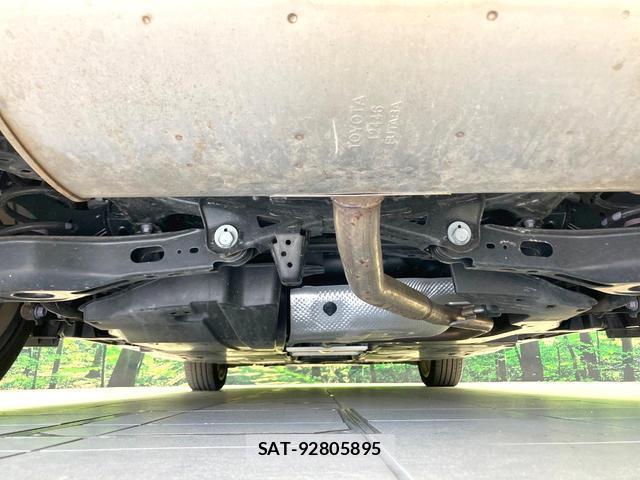 Toyota PRIUS 2023-03 8378575-18