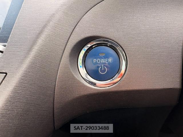 Toyota PRIUS 2013-12 8378651-8