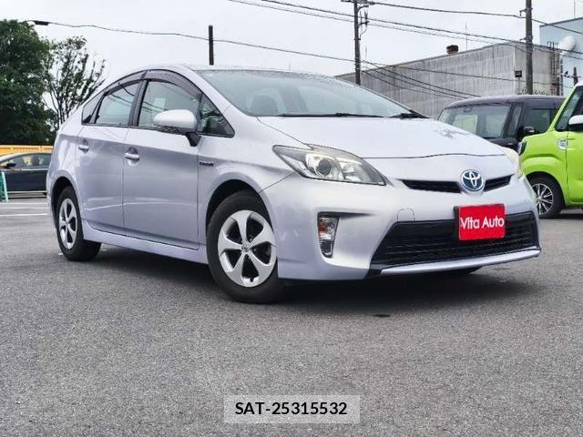 Toyota PRIUS 2012-06 8378725-1