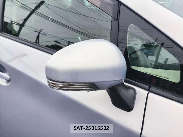 Toyota PRIUS 2012-06 8378725-5