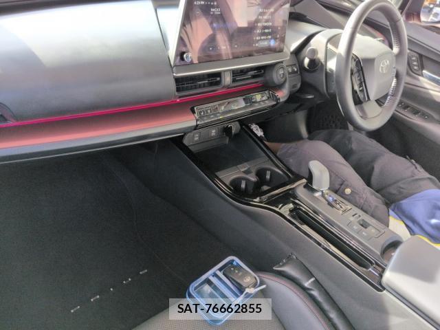 Toyota PRIUS 2024-09 8378820-2
