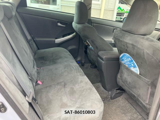 Toyota PRIUS 2010-04 8378903-4
